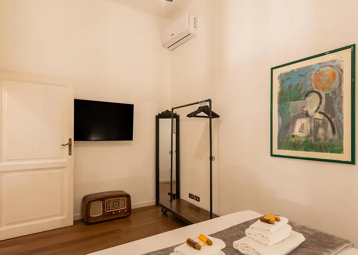 Piacentino Homes Navona Pettinari Apartment